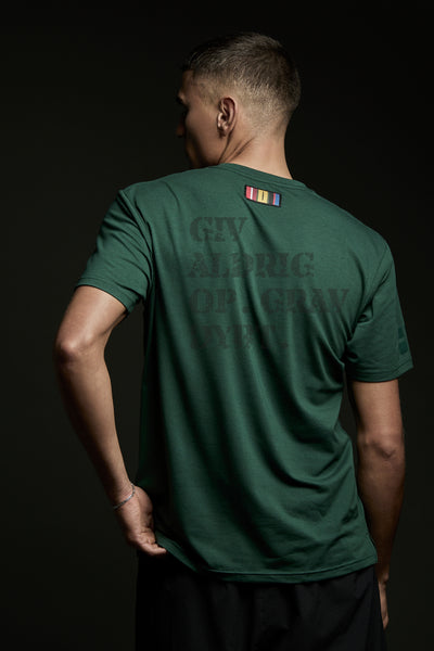 RUNWAY T-SHIRT FRONT REST GREEN