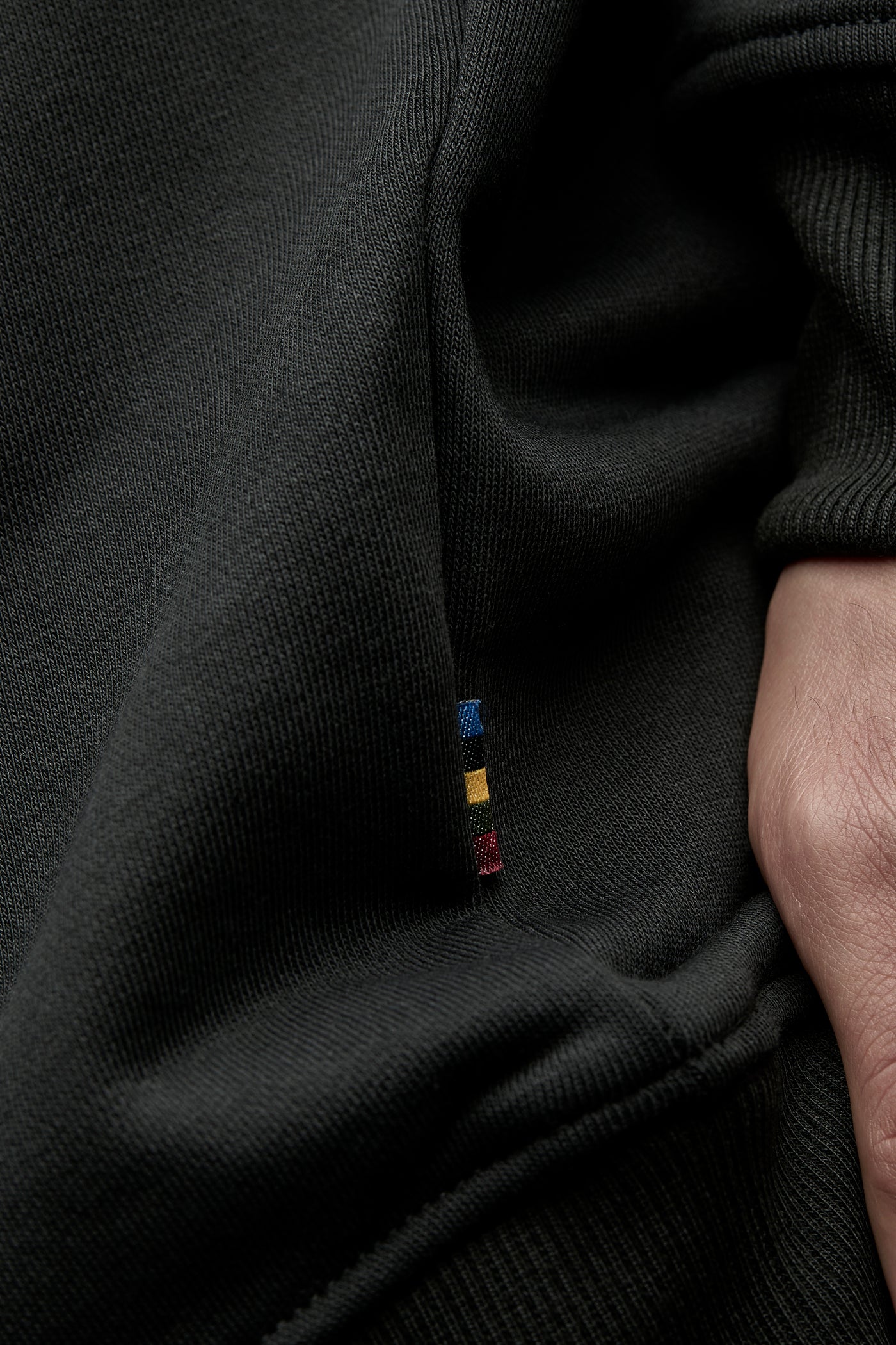 COMMANDER SWEATSHIRT - BLACK