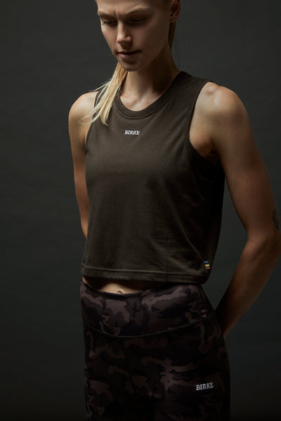 CROP TANK - DARK CLAY 